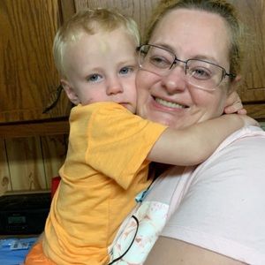 Meet your Posher, Whitney